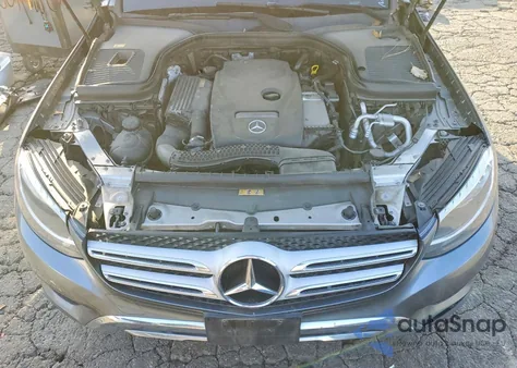 2016 Mercedes-Benz Glc 300 from USA, damaged, VIN WDC0G4JB8GF085948